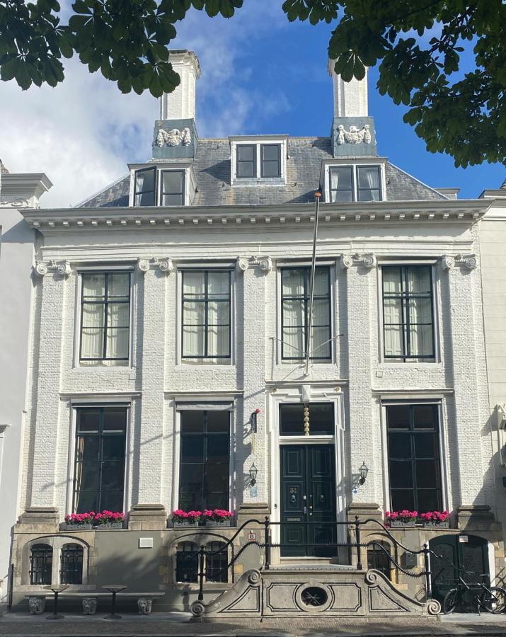 Отель Logies Aan De Dam Мидделбург Экстерьер фото